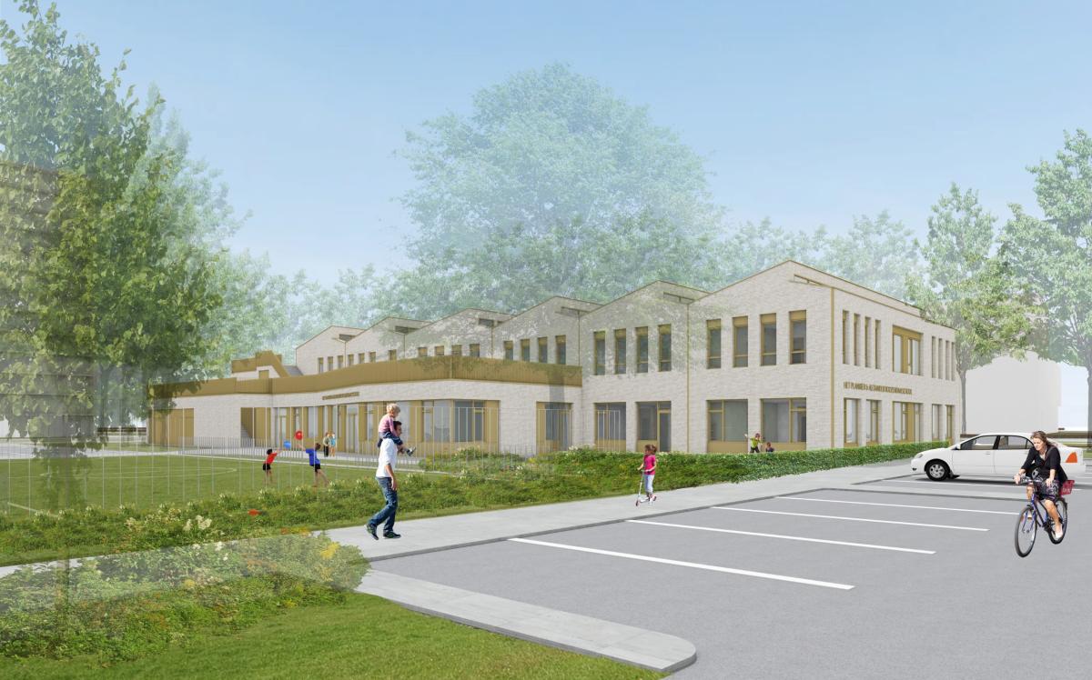 Ontwerp vooraanzicht schoolgebouw Mercuriusweg 2 naast sportveld en parkeerplaatsen op straat. Het gebouw bestaat uit 6 aan elkaar geschakelde delen. Elk bouwdeel heeft 2 bouwlagen plus een bovenruimte die schuin oploopt en voorzien is van ramen. 4 bouwdelen grenzen op de begane grond aan een uitbouw van 1 bouwlaag, met uitzicht op een sportveld.