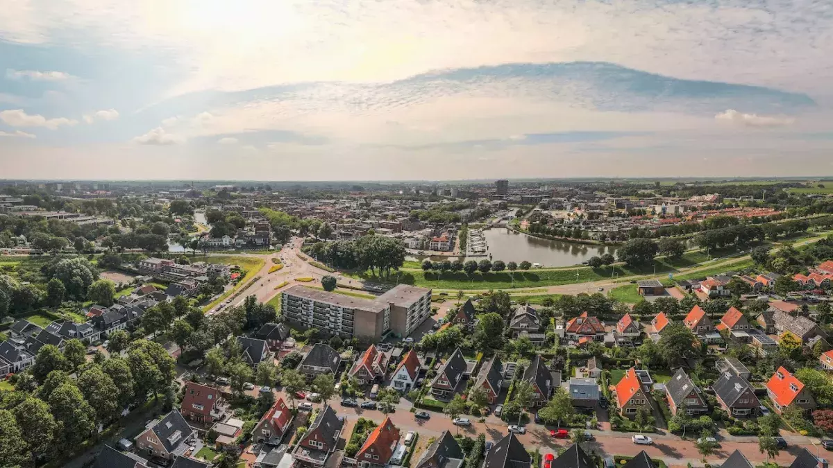 Dronebeeld van Beemster en Purmerend