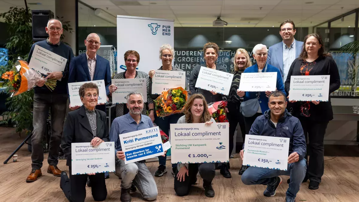 Uitreiking vorige editie 'Lokaal Compliment' in 2024.